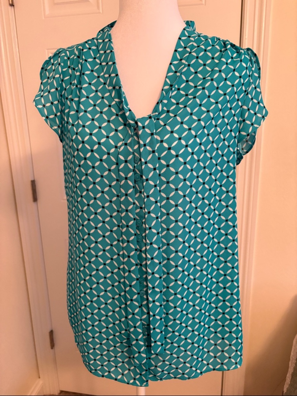 Worthington Teal Geometric Cap-Sleeve Blouse